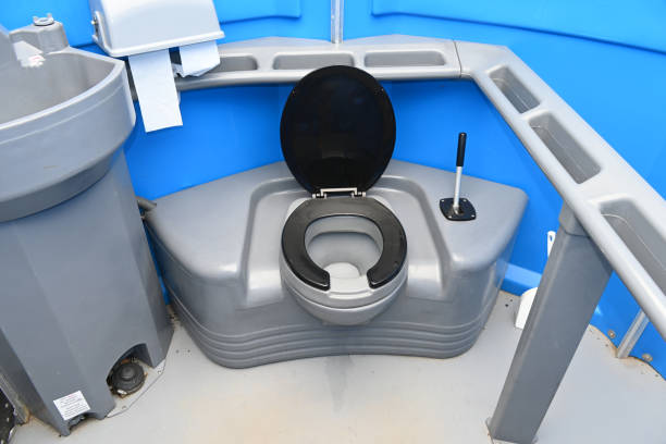 Best Portable restroom trailer rental  in Belle Chasse, LA